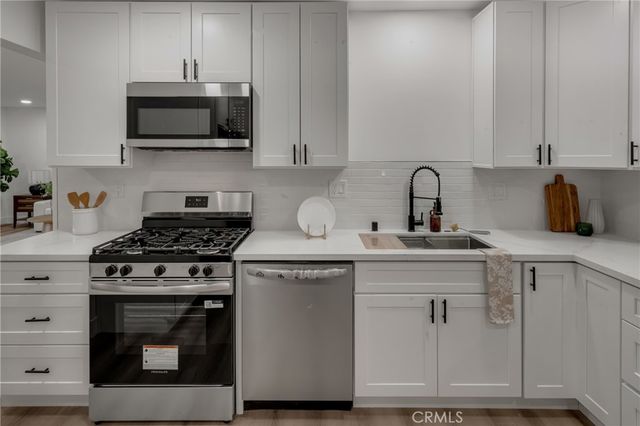 1741 N Rose, Burbank, CA 91505