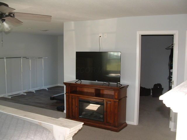 9608 Loudon Street, Johnstown, OH 43031
