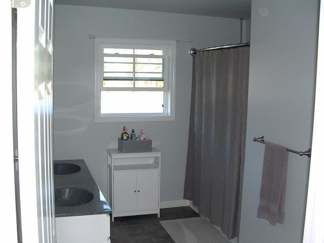 9608 Loudon Street, Johnstown, OH 43031