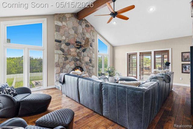 7374 Fox Hill Lane, Northville, MI 48168