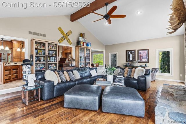 7374 Fox Hill Lane, Northville, MI 48168