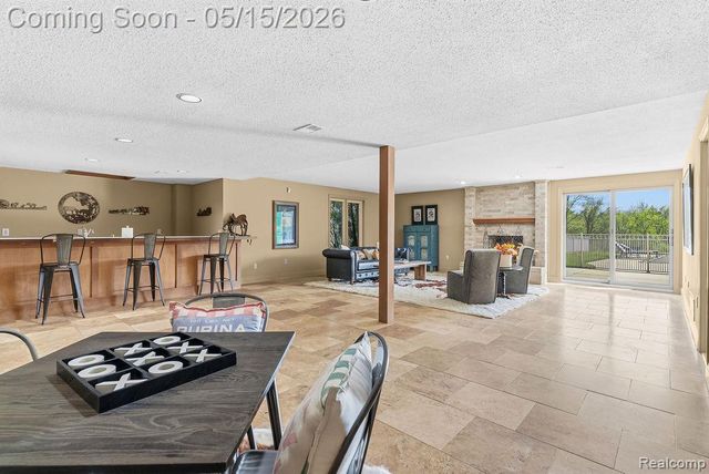 7374 Fox Hill Lane, Northville, MI 48168