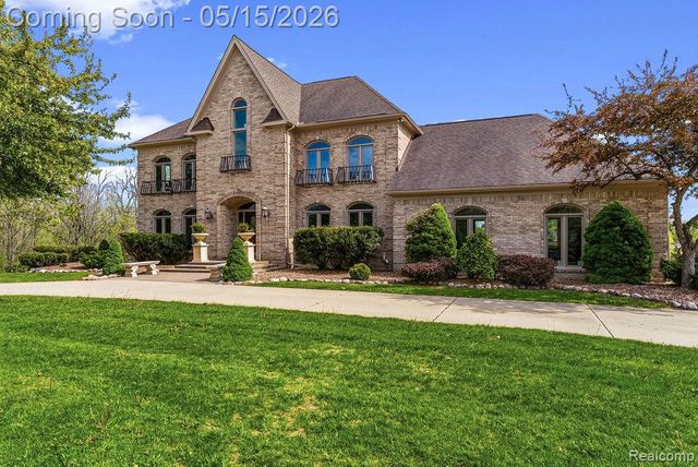 7374 Fox Hill Lane, Northville, MI 48168