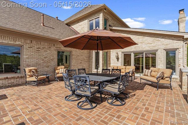 7374 Fox Hill Lane, Northville, MI 48168