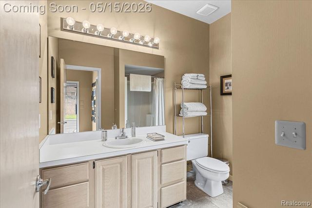 7374 Fox Hill Lane, Northville, MI 48168
