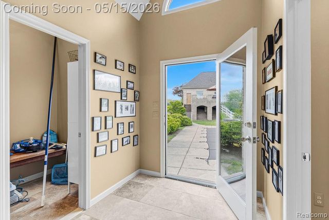 7374 Fox Hill Lane, Northville, MI 48168