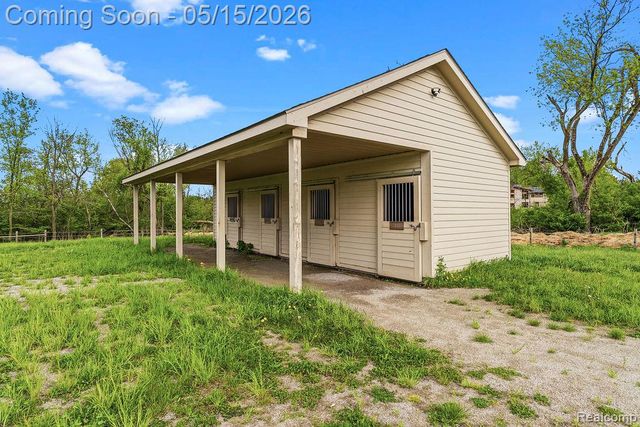7374 Fox Hill Lane, Northville, MI 48168