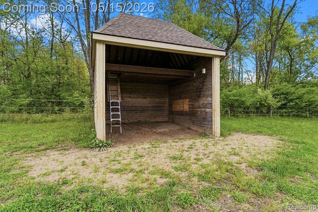 7374 Fox Hill Lane, Northville, MI 48168