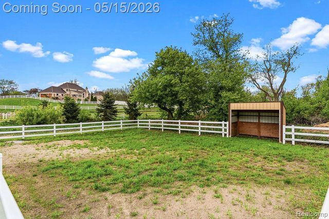 7374 Fox Hill Lane, Northville, MI 48168
