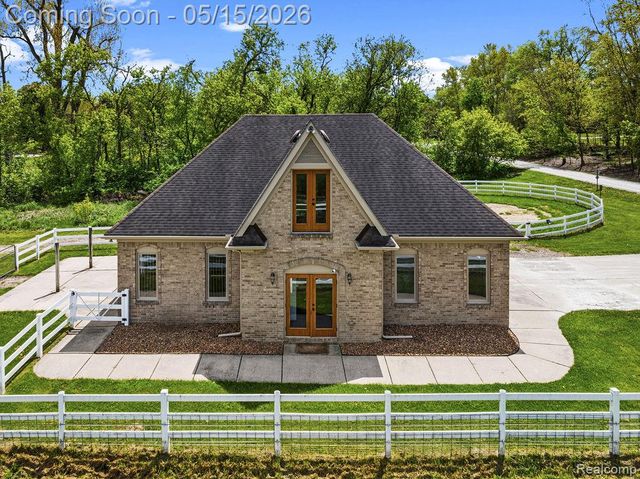7374 Fox Hill Lane, Northville, MI 48168