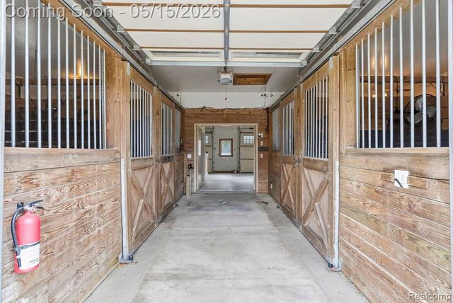 7374 Fox Hill Lane, Northville, MI 48168