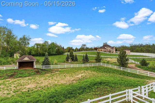 7374 Fox Hill Lane, Northville, MI 48168