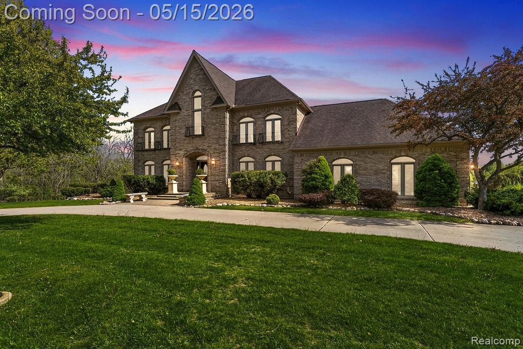 7374 Fox Hill Lane, Northville, MI 48168