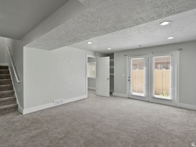10968 MAPLE FARMS LN, South Jordan, UT 84095