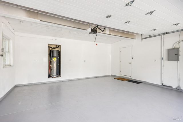 23 Arcangel Ct, Fairfax, CA 94930