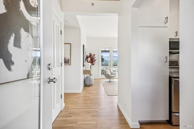 23 Arcangel Ct, Fairfax, CA 94930