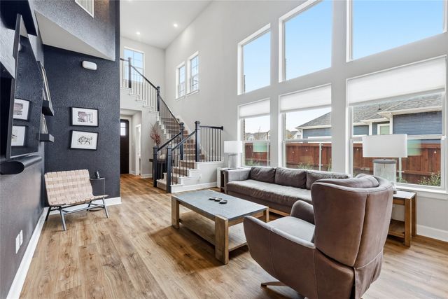 2117 Tolleson Drive, Fort Worth, TX 76008