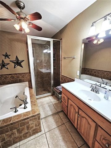 804 Crestline Drive, Mexia, TX 76667