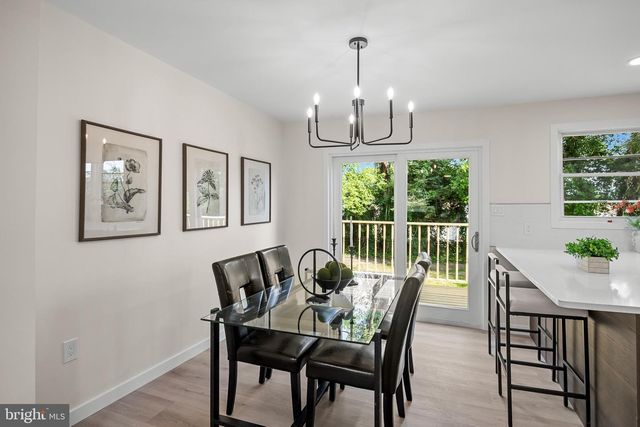 7 STONE RIVER RD, Clementon, NJ 08021