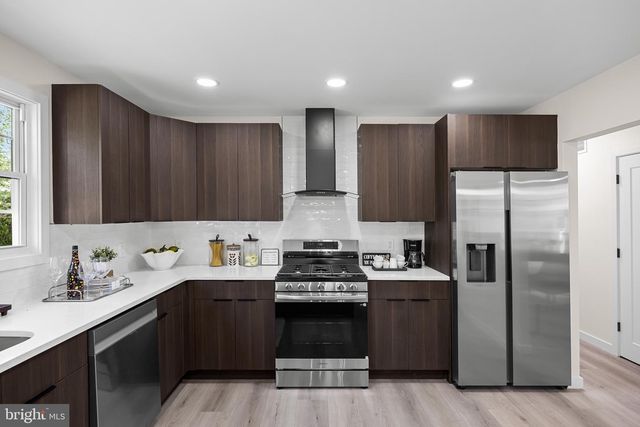 7 STONE RIVER RD, Clementon, NJ 08021