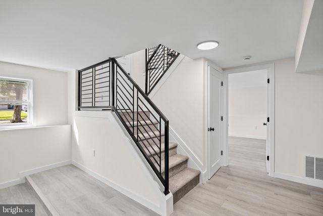 7 STONE RIVER RD, Clementon, NJ 08021