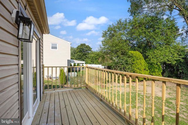 7 STONE RIVER RD, Clementon, NJ 08021