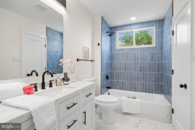 7 STONE RIVER RD, Clementon, NJ 08021