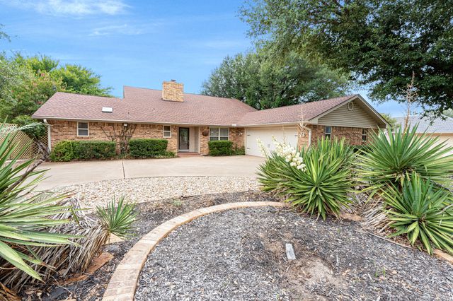 9302 Ravenswood Road, Granbury, TX 76049