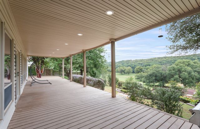 9302 Ravenswood Road, Granbury, TX 76049