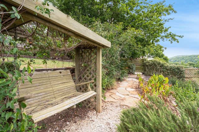 9302 Ravenswood Road, Granbury, TX 76049