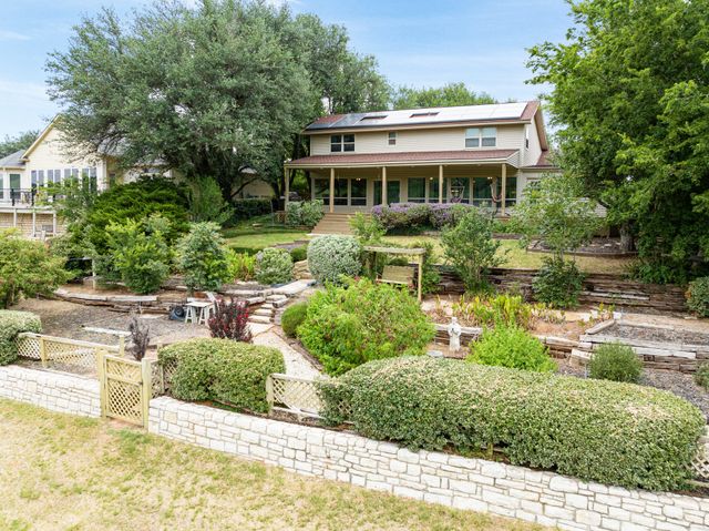 9302 Ravenswood Road, Granbury, TX 76049