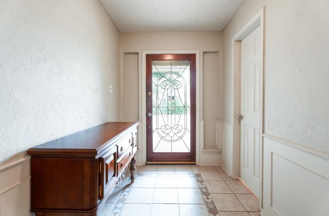 9302 Ravenswood Road, Granbury, TX 76049