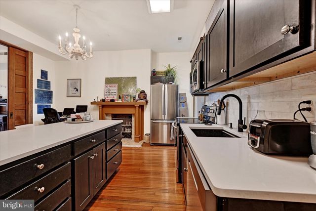 1625 SAINT PAUL ST, Baltimore, MD 21202