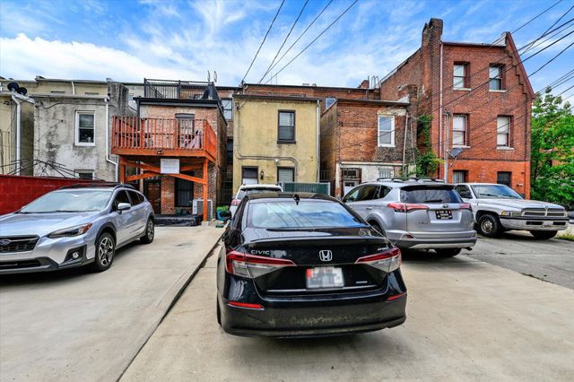 1625 SAINT PAUL ST, Baltimore, MD 21202