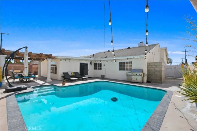 4701 Myra Avenue, Cypress, CA 90630