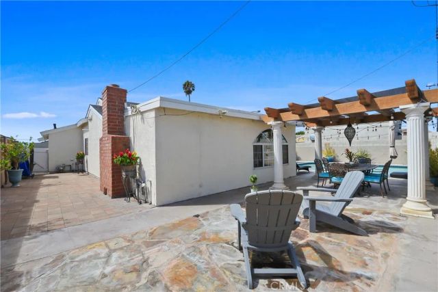 4701 Myra Avenue, Cypress, CA 90630