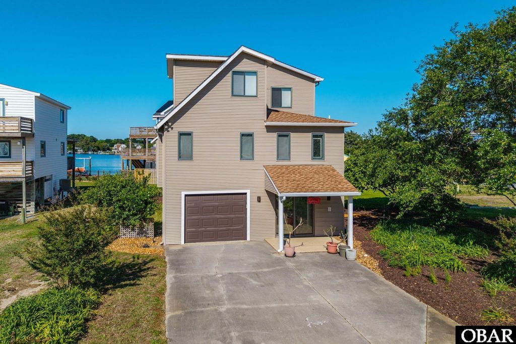 Image 1 of property listing at 2002 Harbour View Drive Lot 49, Kill Devil Hills, NC 27948