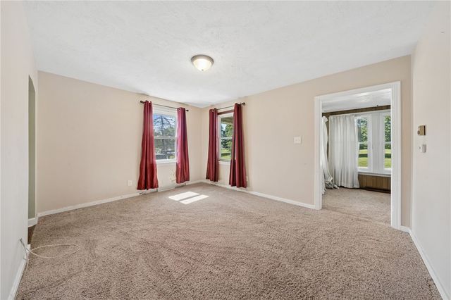 128 STATE ROUTE 981, Rostraver, PA 15012