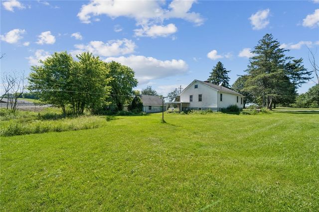128 STATE ROUTE 981, Rostraver, PA 15012
