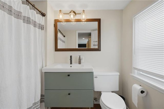 1300 Robin Circle, Kearney, MO 64060