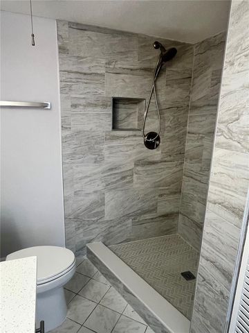 4550 OVERLOOK DRIVE NE 156, St Petersburg, FL 33703