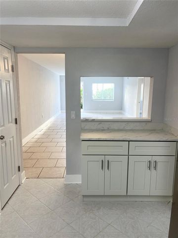 4550 OVERLOOK DRIVE NE 156, St Petersburg, FL 33703