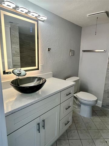 4550 OVERLOOK DRIVE NE 156, St Petersburg, FL 33703