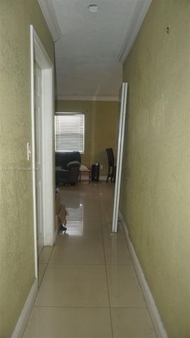 335 NW 187th St, Miami Gardens, FL 33169