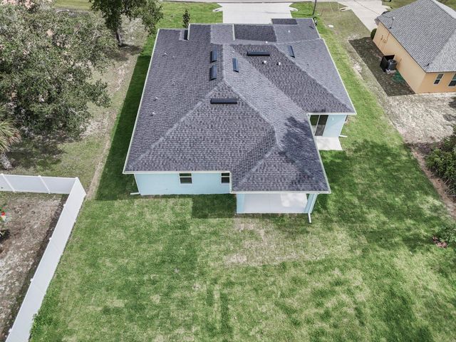 14 White Birch Ln, Palm Coast, FL 32164