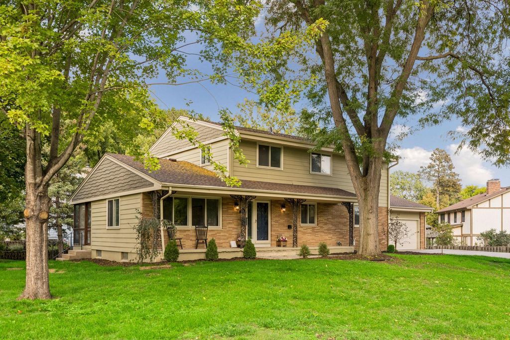1525 Saint Croix Circle, Golden Valley, MN 55422 — exterior