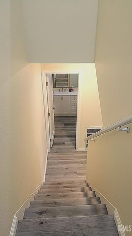 700 New Stine Road 10, Bakersfield, CA 93309