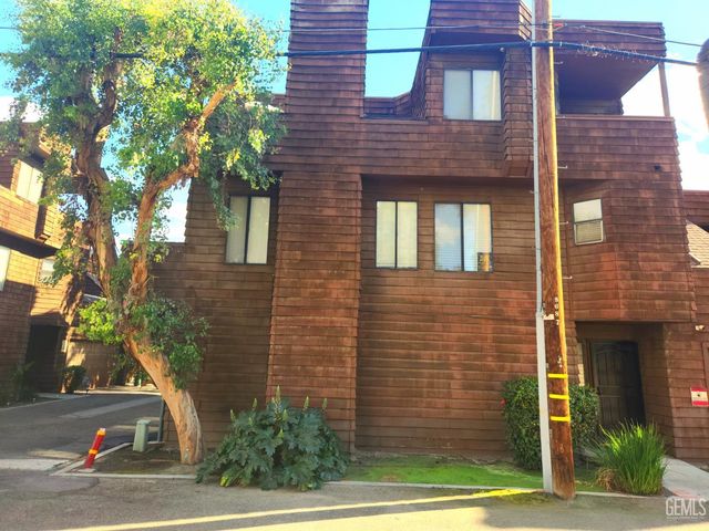 700 New Stine Road 10, Bakersfield, CA 93309