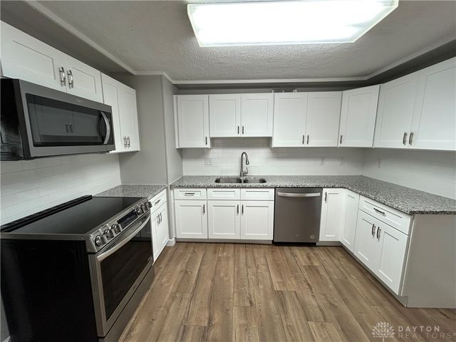 3698 Mcelrath Pike, Dayton, OH 45432