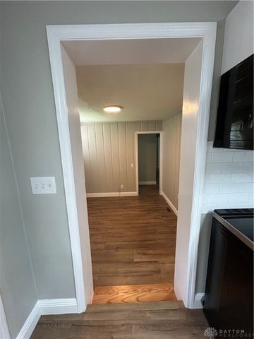 3698 Mcelrath Pike, Dayton, OH 45432